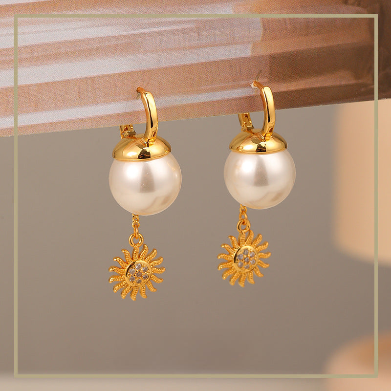 114-High-end sunflower pearl tassel retro earrings