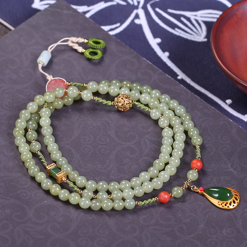 Fashion natural yellow mouth Hetian jade necklace