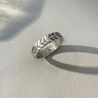 Fashionable loose sterling silver ring