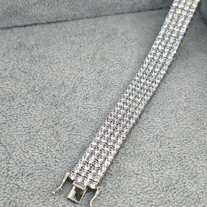 Fashionable, bold and sparkling cubic zirconia multi-row bracelet✨闪耀方晶锆石宽版手链✨