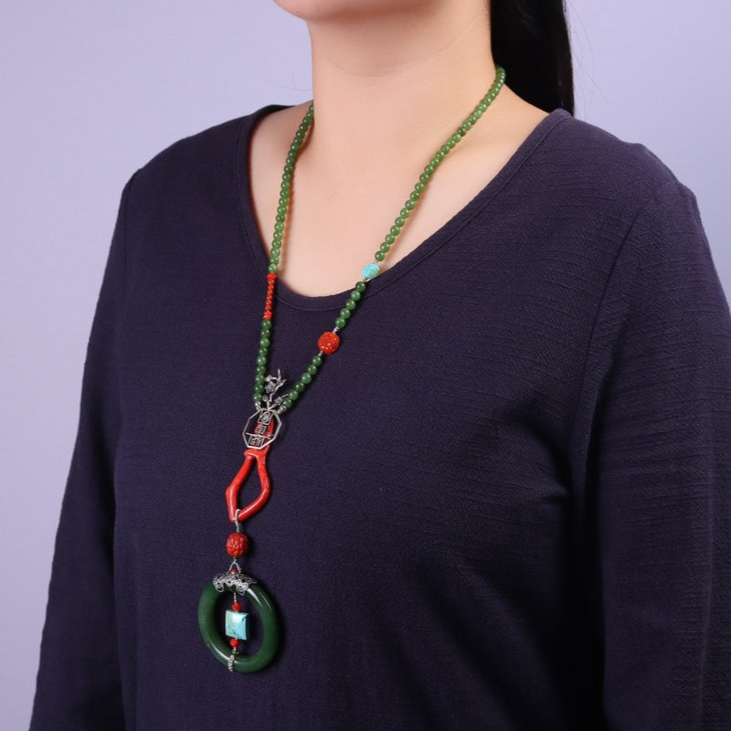 Chinese style 18k buckle tower green jasper necklace