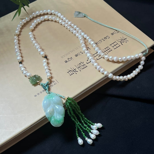 Chinese style jade pearl costume necklace