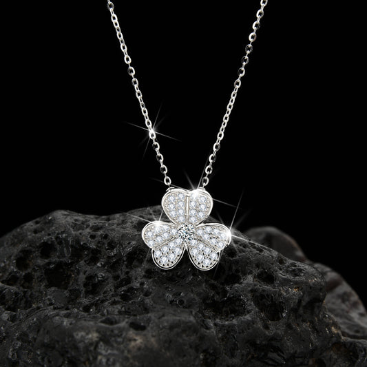 Lucky Clover Cubic Zirconia Necklace with Heart-Expecting Design