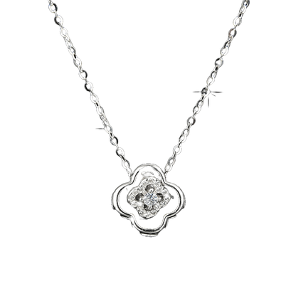 Fashionable and creative four-leaf clover pendant necklace