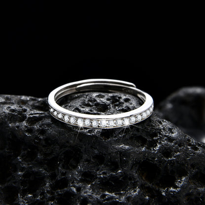 Simple high-end single-loop zircon ring