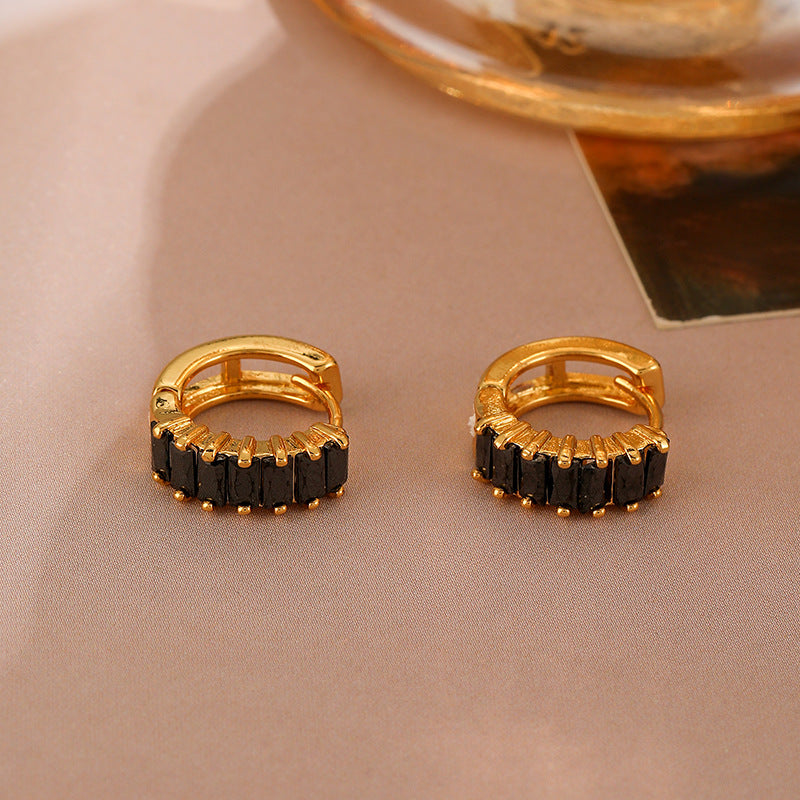 113-Exquisite retro black zircon earrings