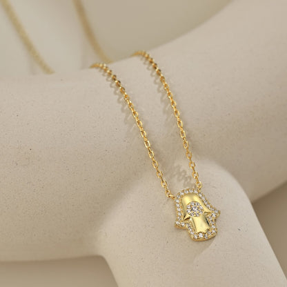 153-Fashion personality palm zircon necklace