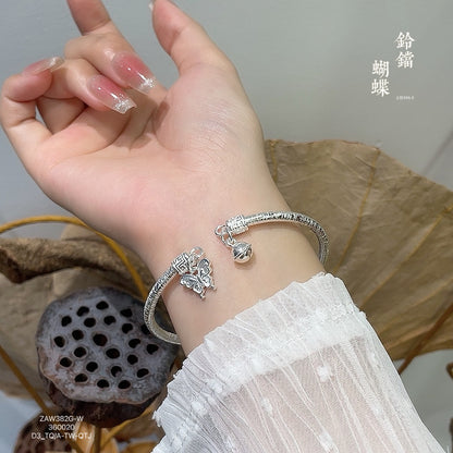 China round stick hanging bell butterfly sterling silver bracelet