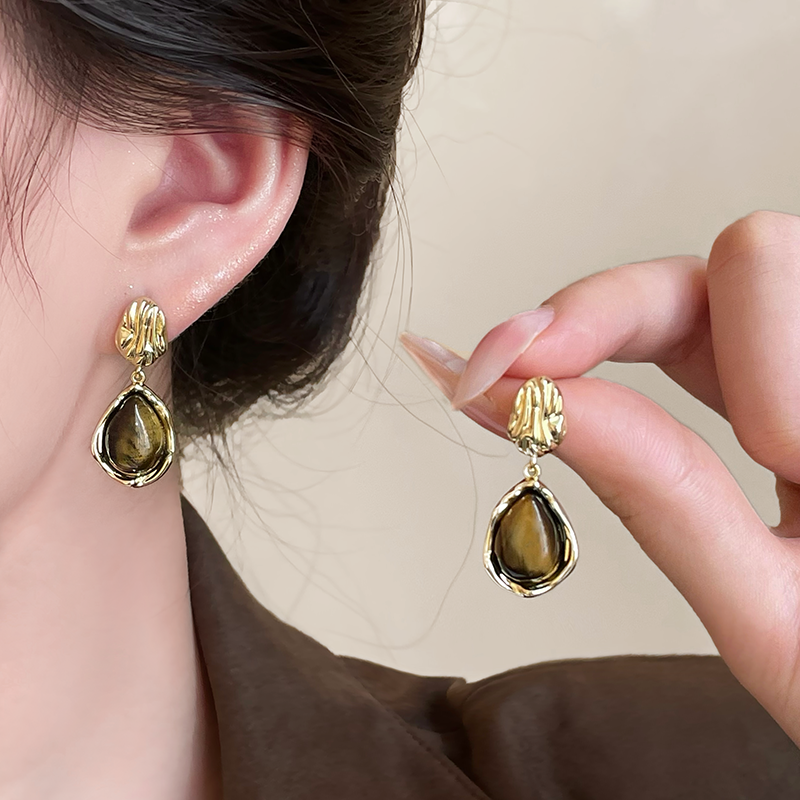 High-end tiger eye stone earrings