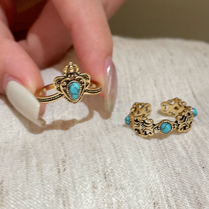 Fashionable Turquoise Crown Iris Ring