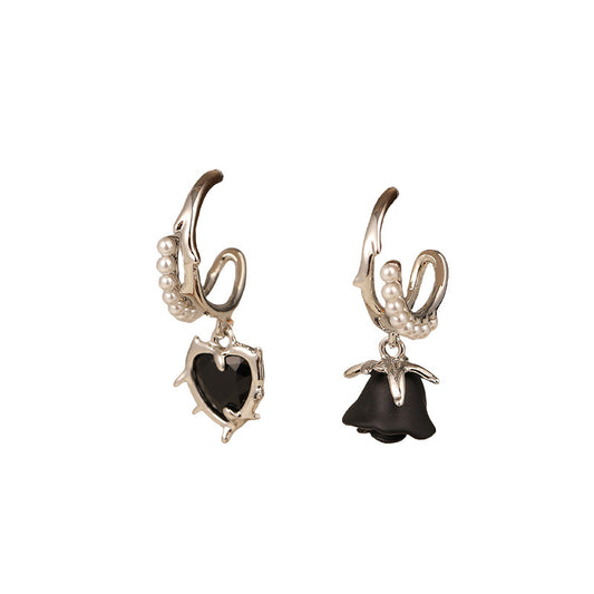 84-High-end retro heart flower pearl earrings