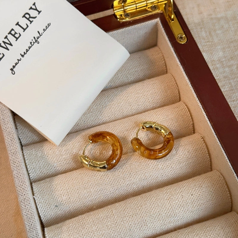 Fashionable high-end caramel amber earrings