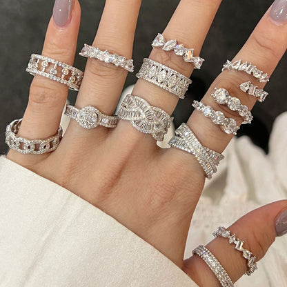 Fashionable and high-end sparkling diamond full diamond ring