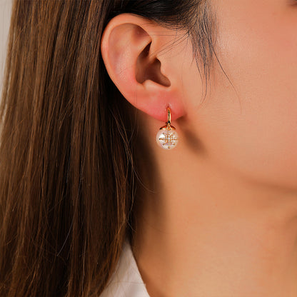 94-Retro Fashion Eight-pointed Star Pearl Zircon Earrings