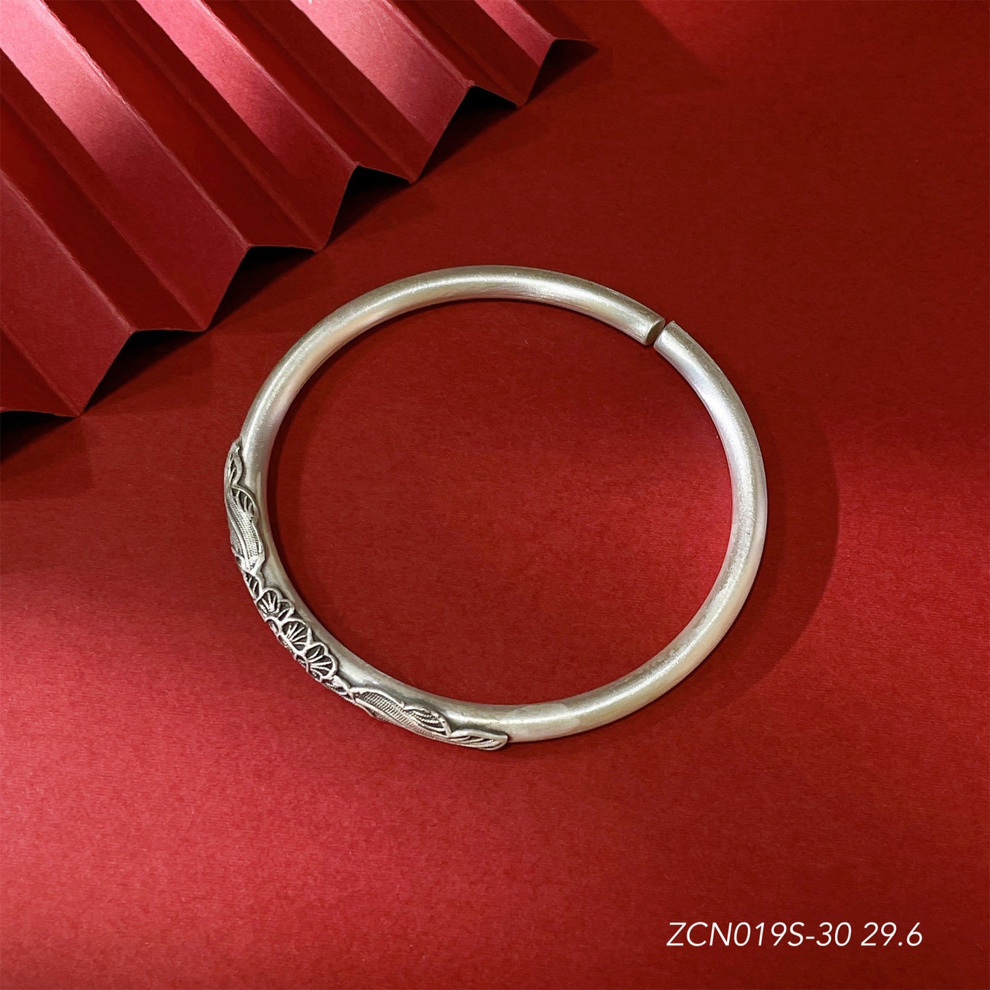 Ethnic style peony round stick sterling silver bracelet