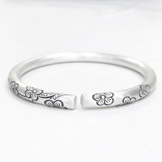 Niche design pattern sterling silver bracelet