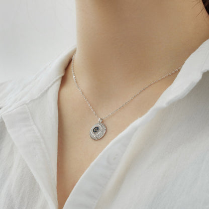 Simple and stylish personality round devil eye necklace