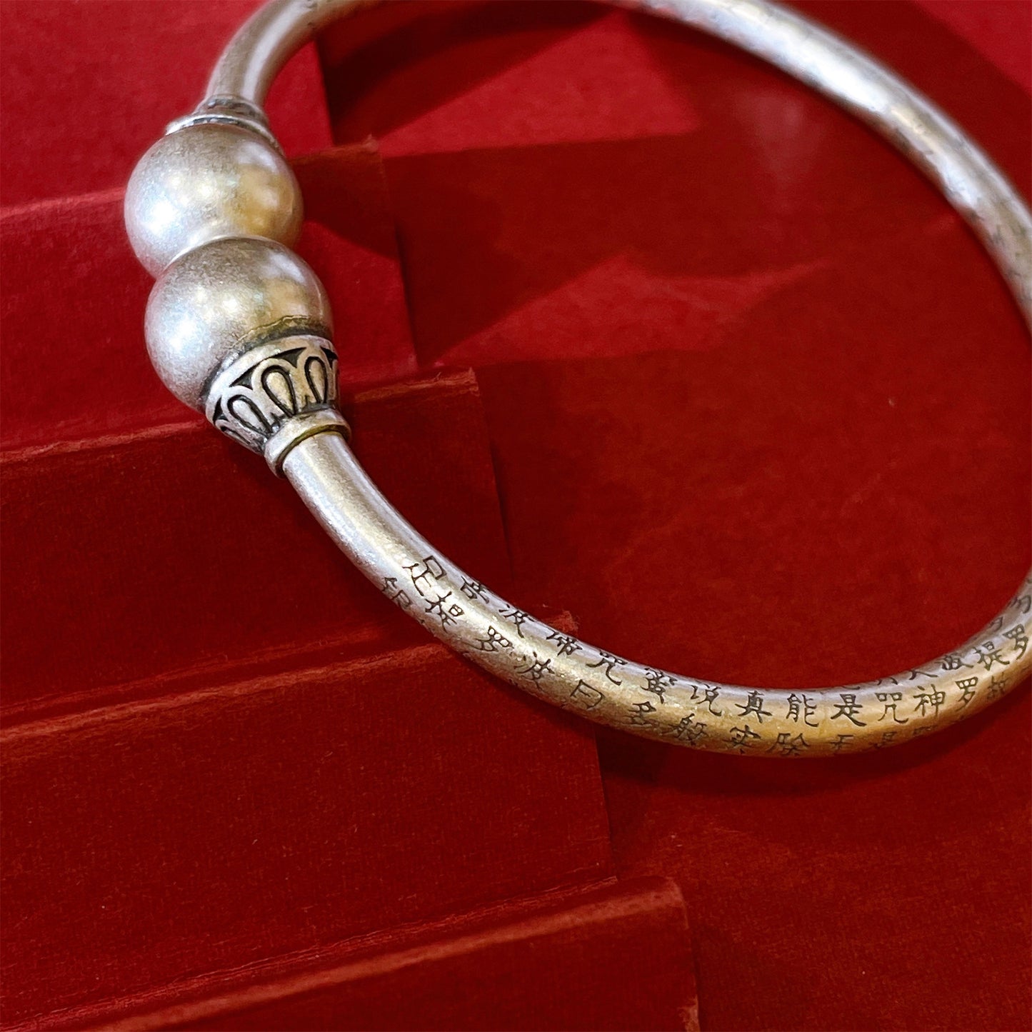 Chinese style Tibetan round bead sterling silver bracelet