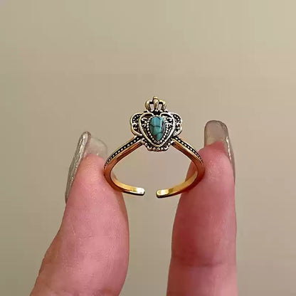 Fashionable Turquoise Crown Iris Ring