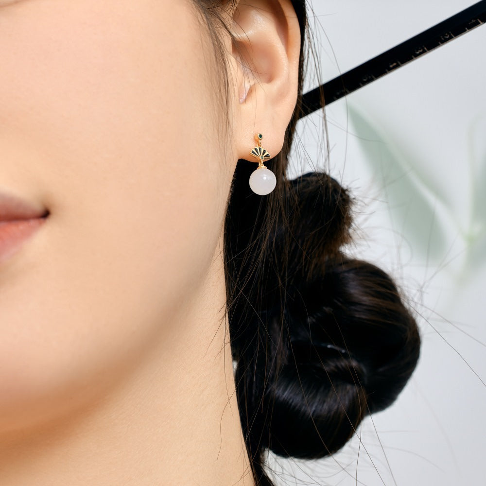 Fan knot Chinese style earrings