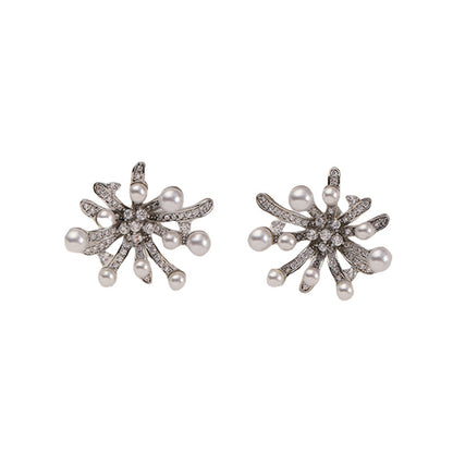 99-Retro fashion personality pearl snowflake earrings