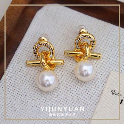 93-Elegant Vintage Zircon Freshwater Pearl Earrings