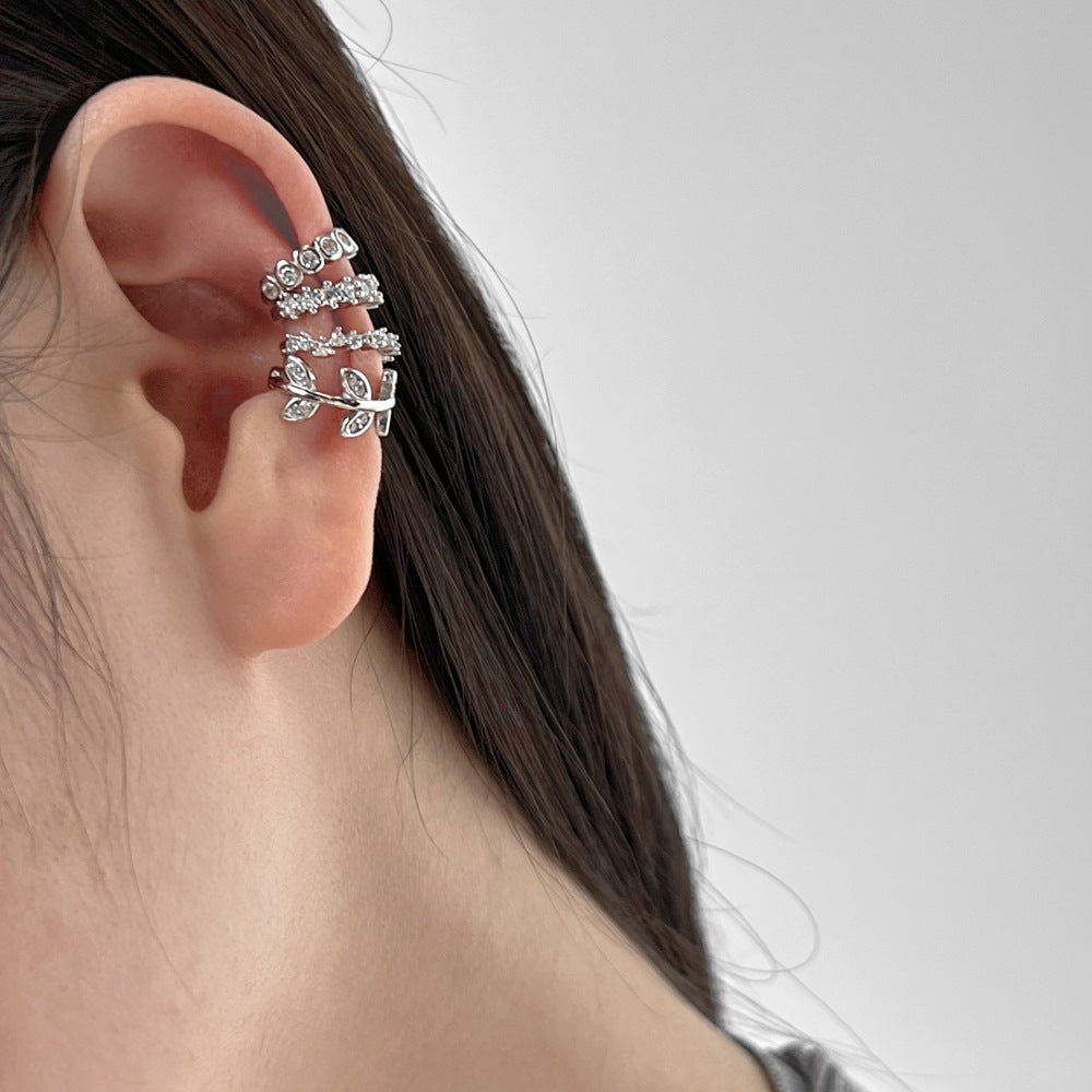 Fashionable and personalized shining zircon ear clips