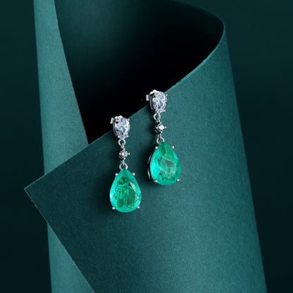 Elegant green teardrop earrings