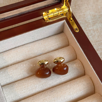 Fashionable high-end caramel amber earrings