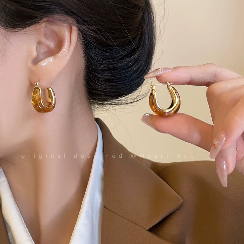 Fashionable high-end caramel amber earrings