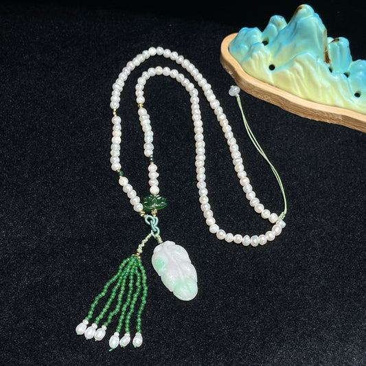 Chinese style freshwater pearl jadeite necklace