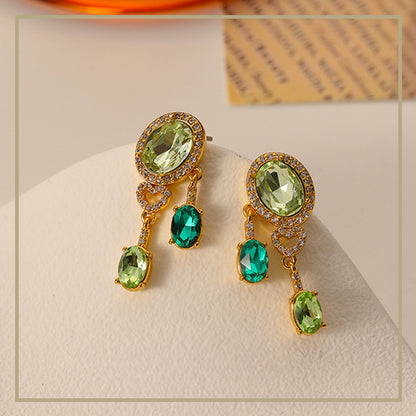 78-High-grade exquisite green zircon heart earrings