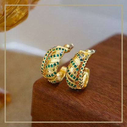 90-High-grade retro green zircon c-shaped earrings