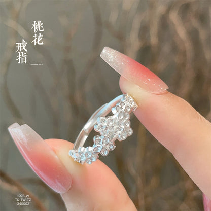 Fashionable loose sterling silver ring